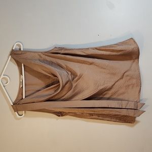 Old navy sleeveless shirt size large